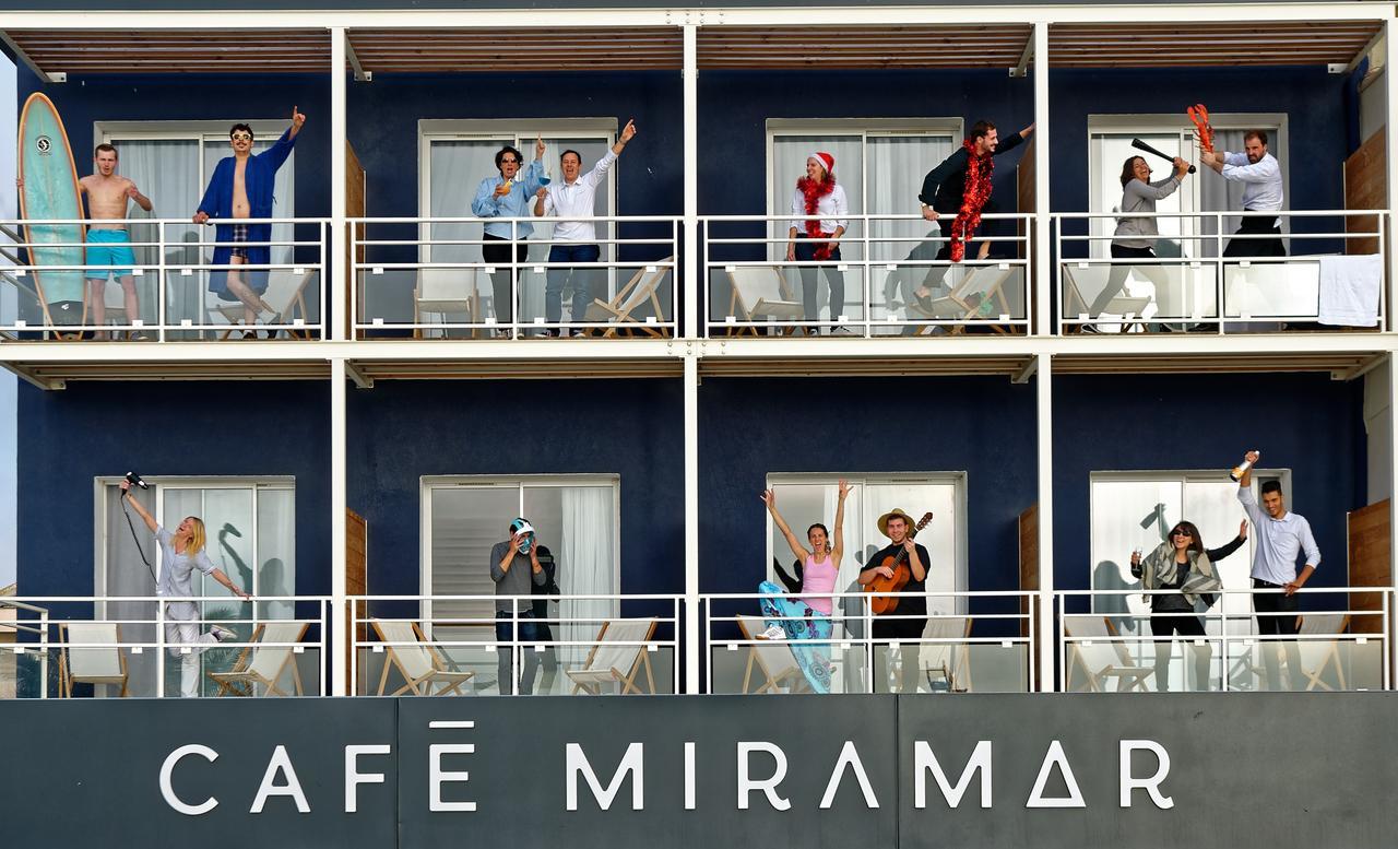 Hotel Cafe Miramar Le Grau-du-Roi Exterior photo